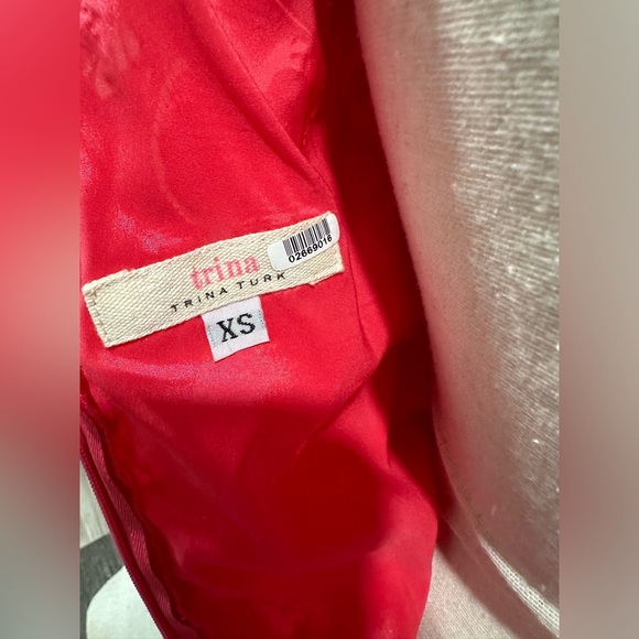 Trina Turk Pink Coral Lace Sheath Dress XS Flutter Sleeve Party Open Back - Picture 4 of 5